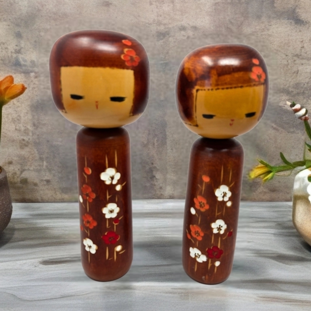 Kokeshi Doll Set Of 2 Masayoshi Yamagishi Vintage Handmade-Painted Award Win Art